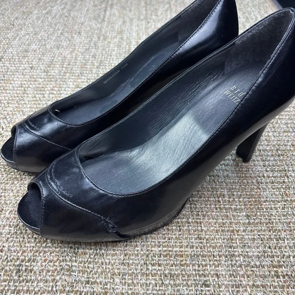 👠 Stuart Weitzman | Size 7.5M | Black Leather Peep Toe Heels